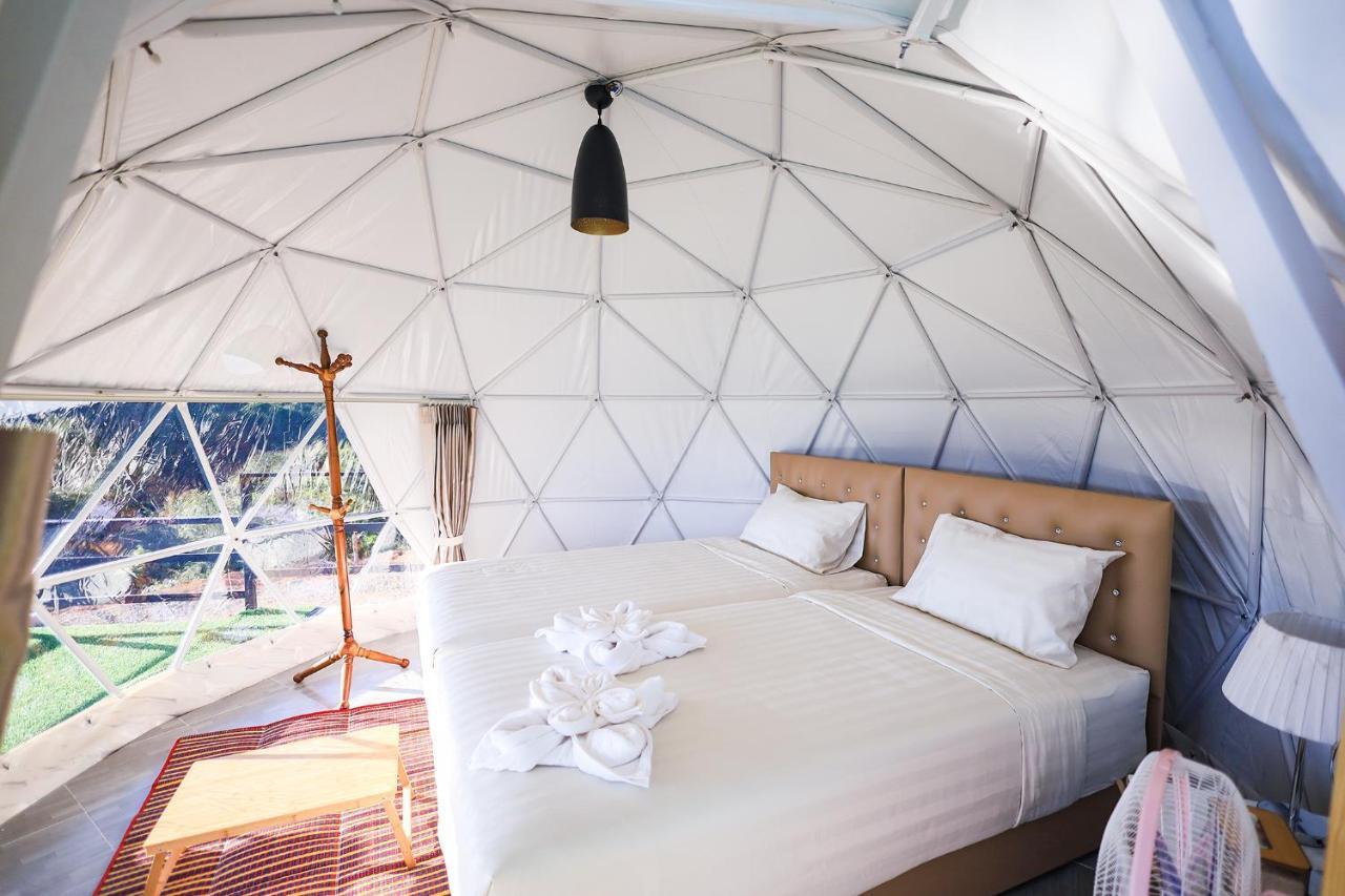 Hotel สวนไร่รุ่งอรุณ Suan Rai Rungarun à Ban Na Pa Paek Extérieur photo