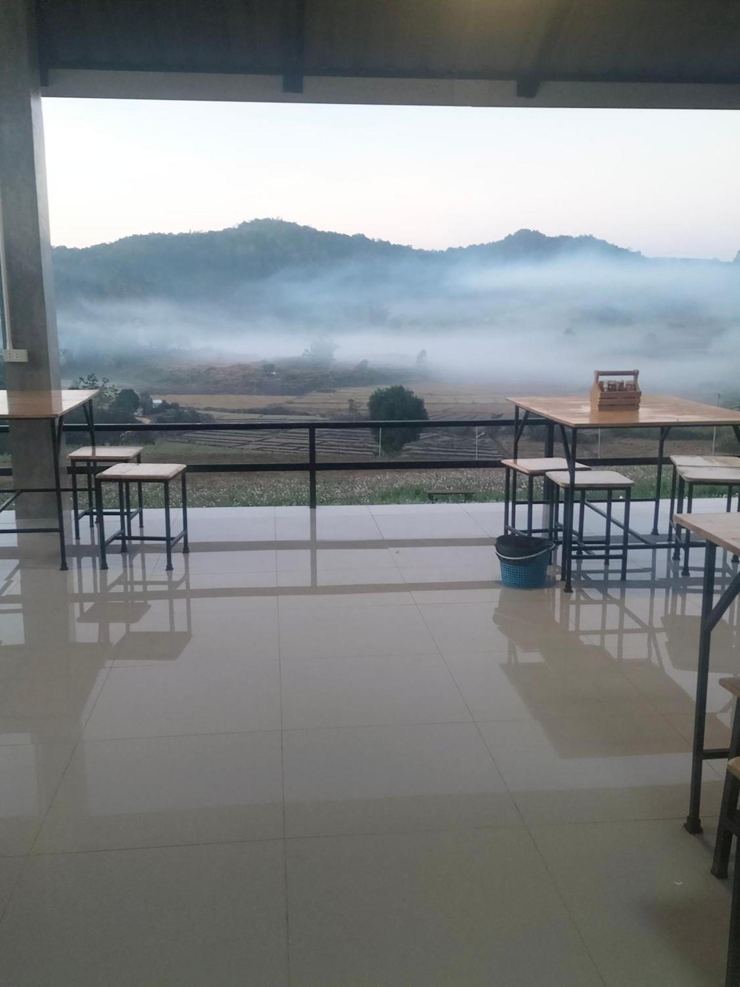 Hotel สวนไร่รุ่งอรุณ Suan Rai Rungarun à Ban Na Pa Paek Extérieur photo